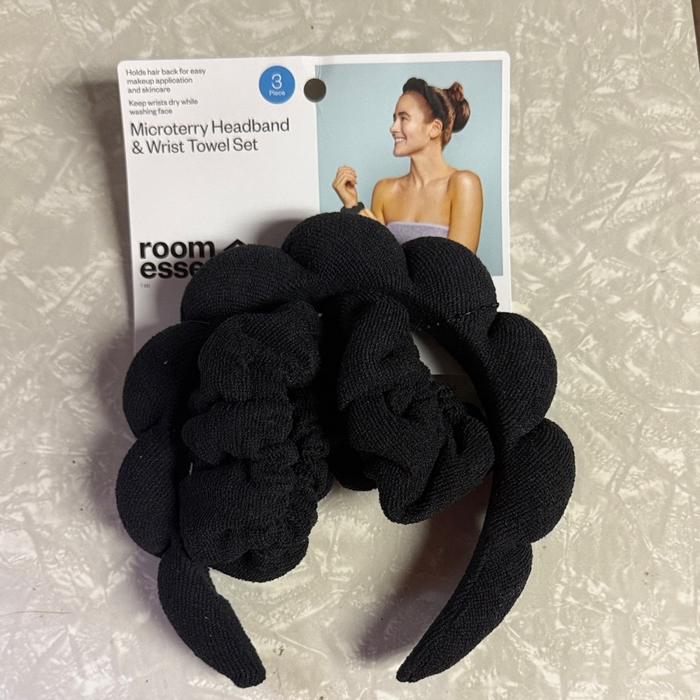 ❤️ Room Essentials Black Microterry Headband and wrist towel set